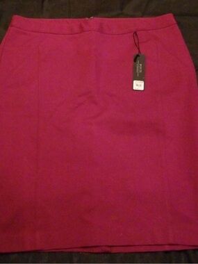Brand New Lane Bryant Magenta Pencil Skirt